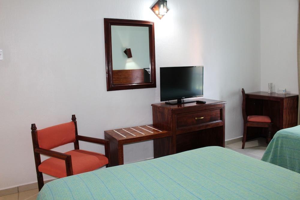 Hotel Castillo Huatulco & Beach Club ซานตา ครูซ ฮัวทุลโก ภายนอก รูปภาพ